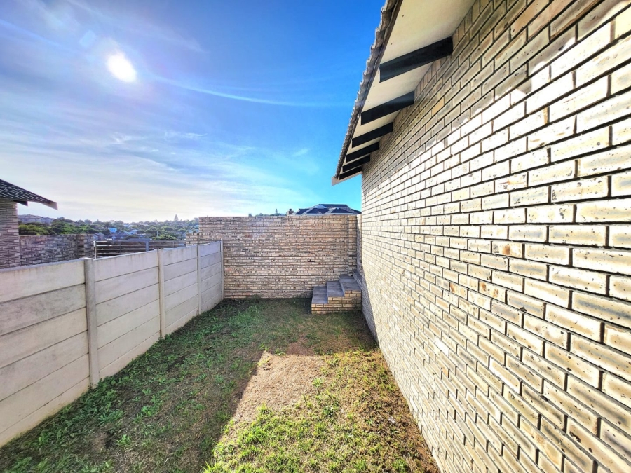 To Let 3 Bedroom Property for Rent in Lovemore Park Eastern Cape